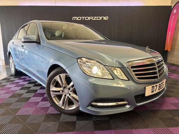 Used Mercedes-Benz E Class 2010 for sale - 76224949: Photo 1