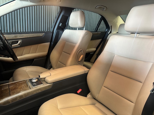 Used Mercedes-Benz E Class 2010 for sale - 76224949: Photo 3