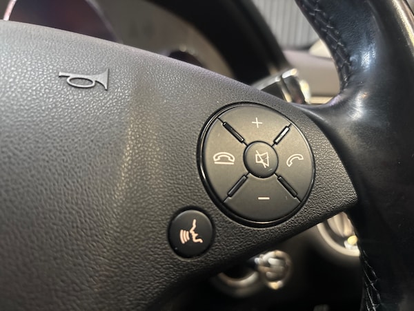 Used Mercedes-Benz E Class 2010 for sale - 76224949: Photo 40