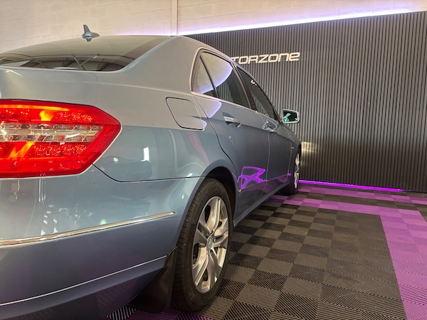 Used Mercedes-Benz E Class 2010 for sale - 76224949: Photo 6