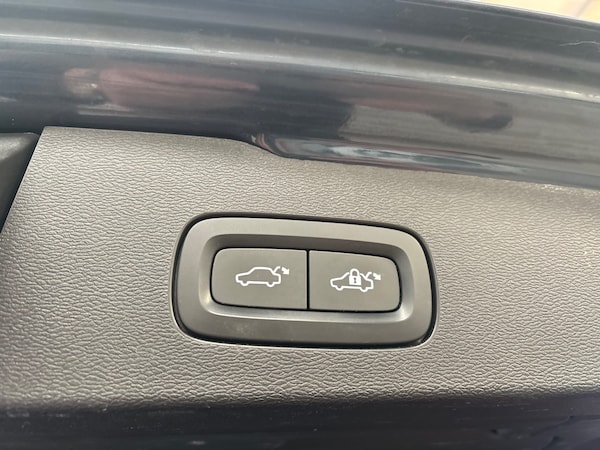 Used Volvo V60 2021 for sale - 76273815: Photo 26