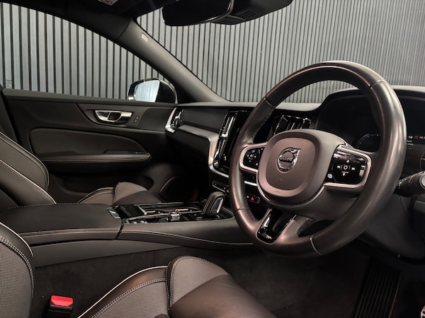 Used Volvo V60 2021 for sale - 76273815: Photo 3