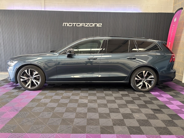 Used Volvo V60 2021 for sale - 76273815: Photo 5