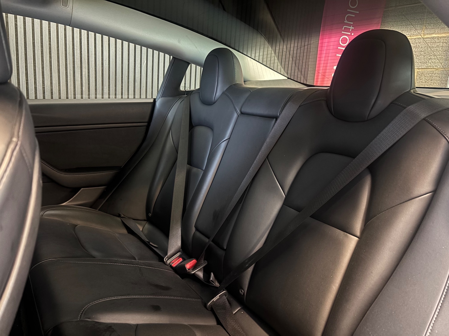 Used Tesla Model 3 2020 for sale - 76716411: Photo 17