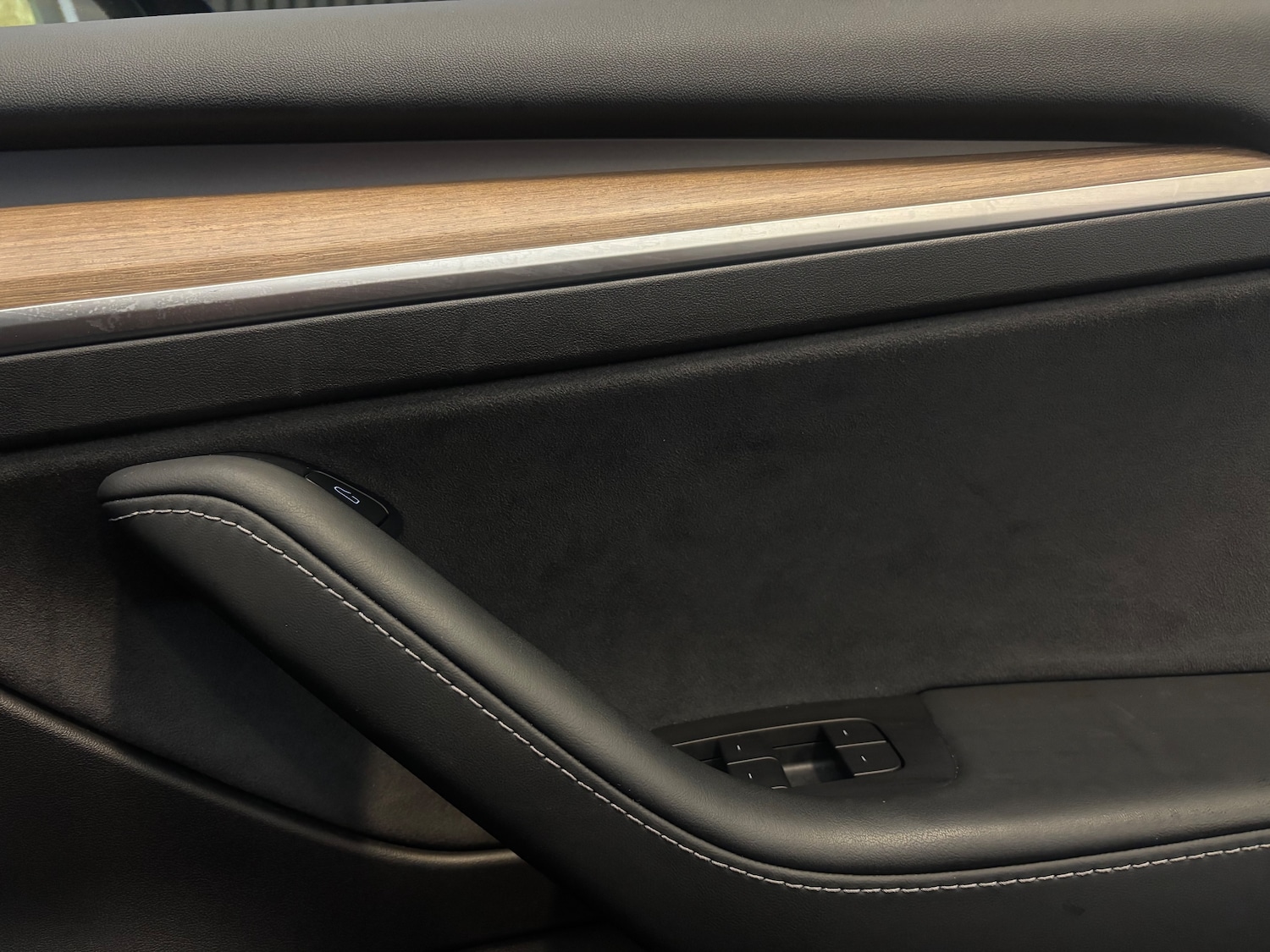 Used Tesla Model 3 2020 for sale - 76716411: Photo 23