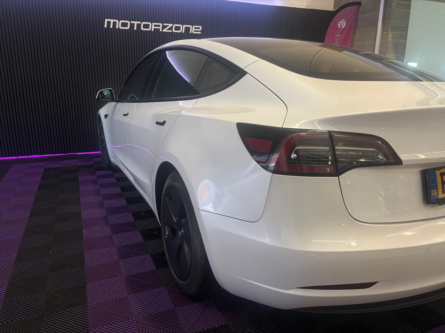 Used Tesla Model 3 2020 for sale - 76716411: Photo 37