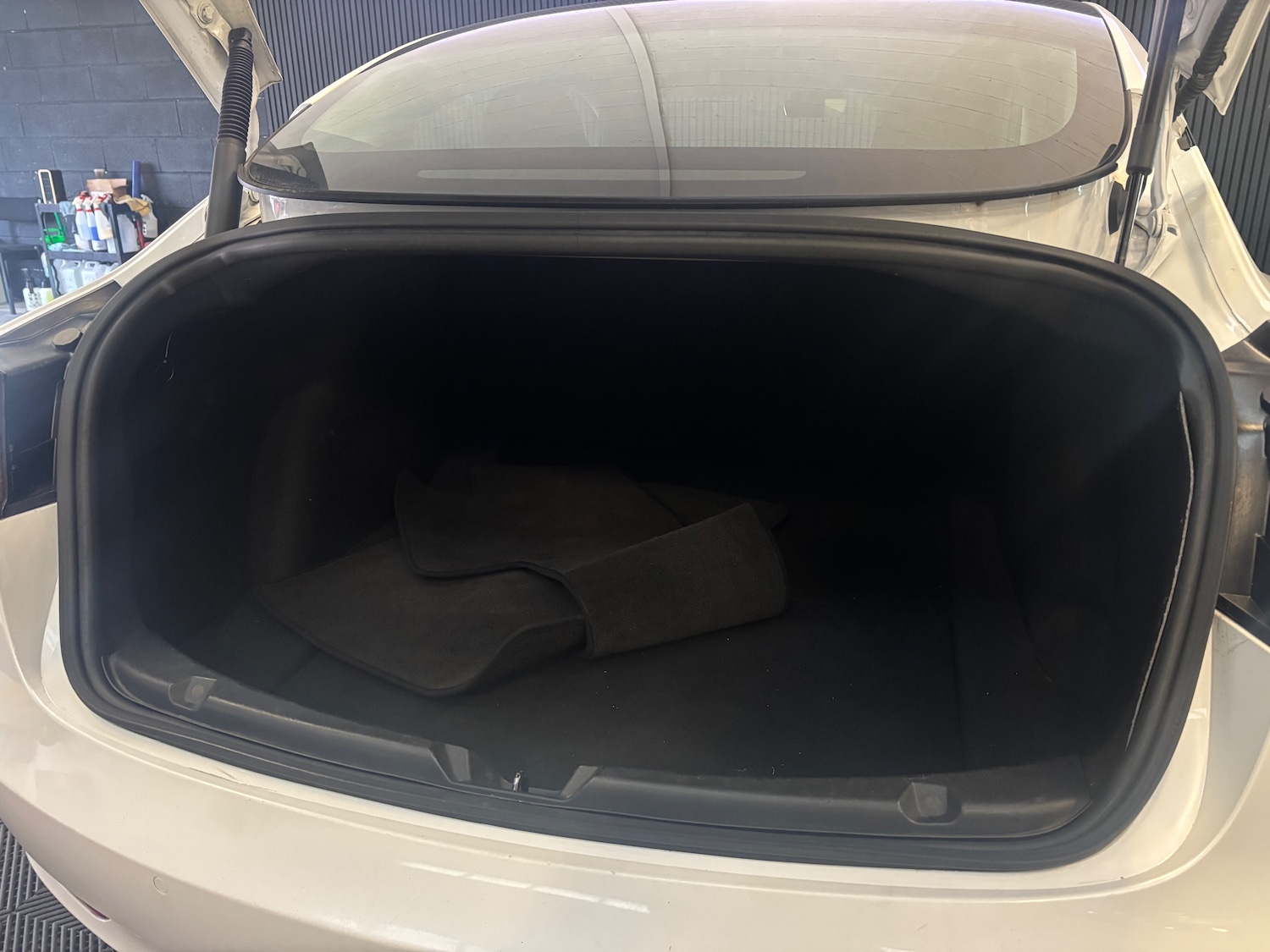 Used Tesla Model 3 2020 for sale - 76716411: Photo 40