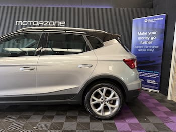 Used SEAT Arona 2023 for sale - 79636801: Photo