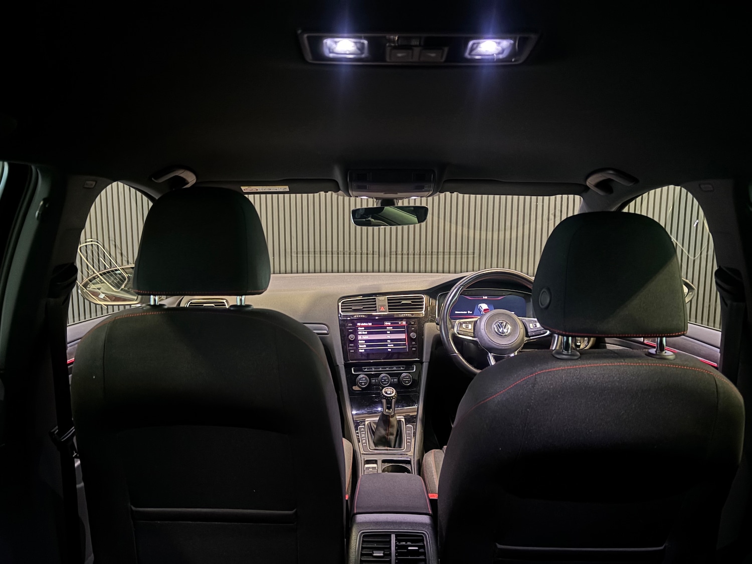 Used Volkswagen Golf 2017 for sale - 76878052: Photo 13