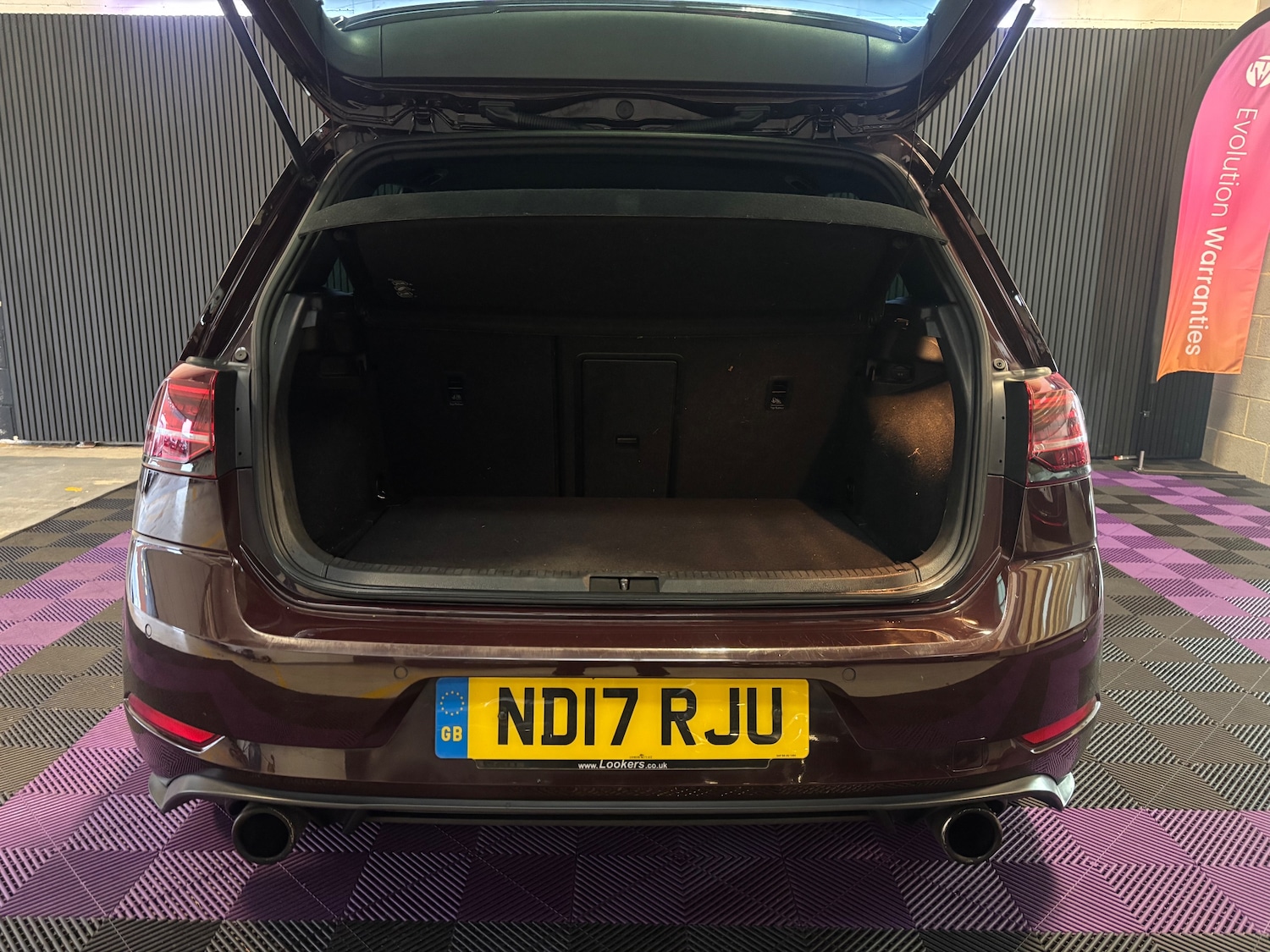 Used Volkswagen Golf 2017 for sale - 76878052: Photo 18