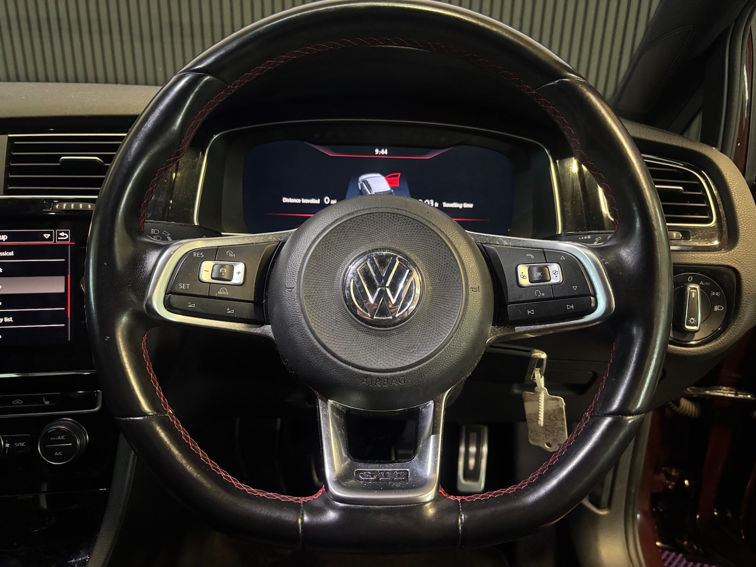 Used Volkswagen Golf 2017 for sale - 76878052: Photo 23