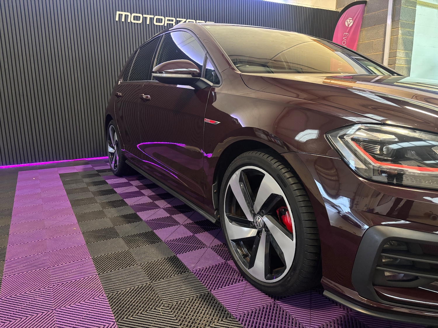 Used Volkswagen Golf 2017 for sale - 76878052: Photo 28