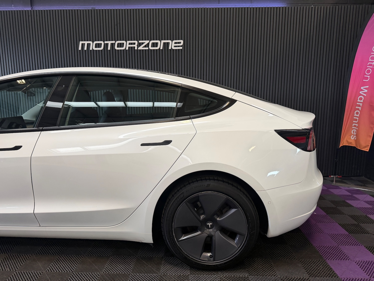 Used Tesla Model 3 2022 for sale - 77997663: Photo 7