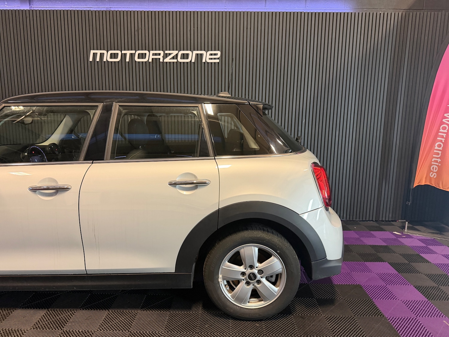 Used MINI Hatch 2022 for sale - 77403955: Photo 4