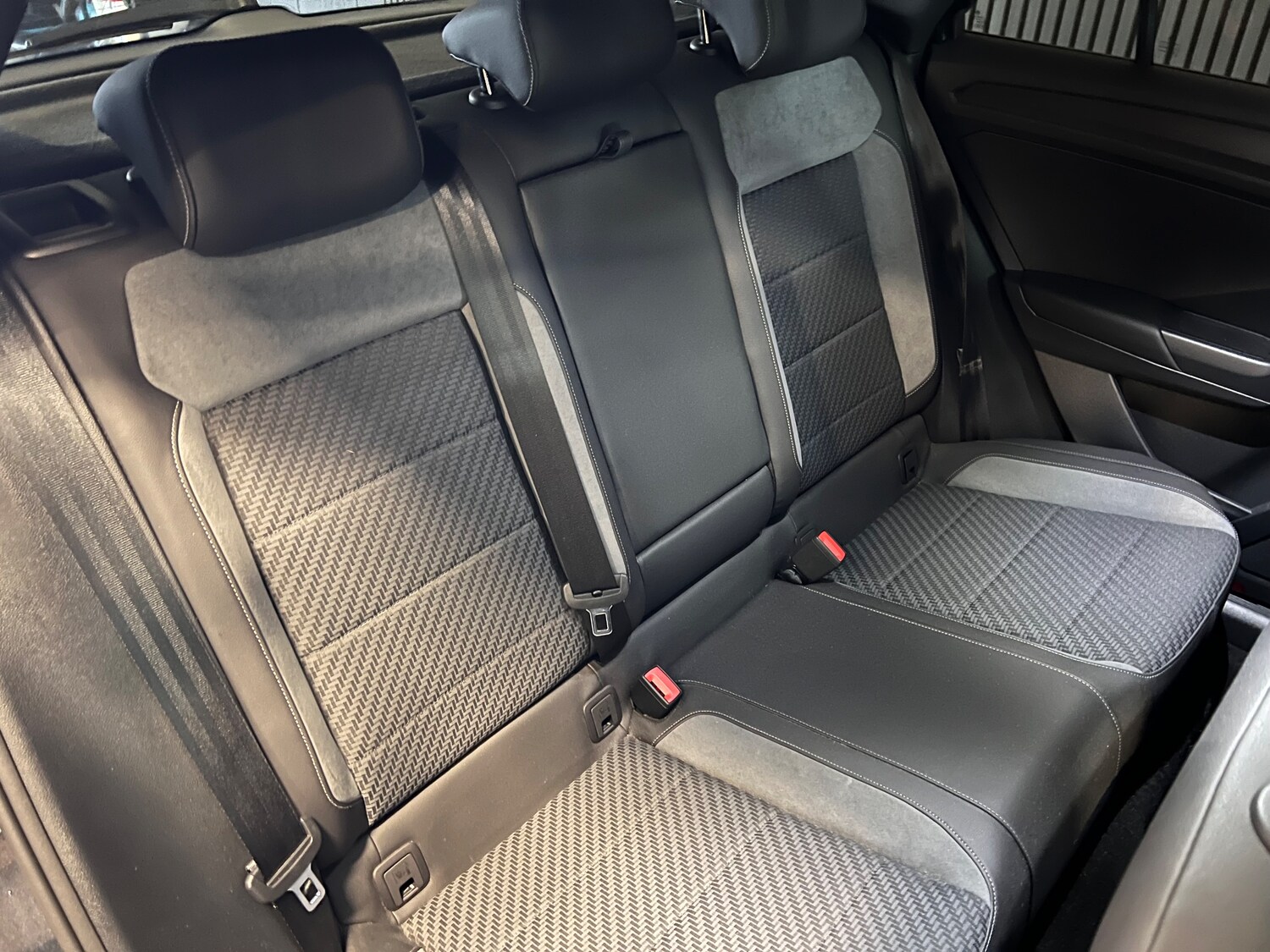 Used Volkswagen T-Roc 2021 for sale - 77805007: Photo 12