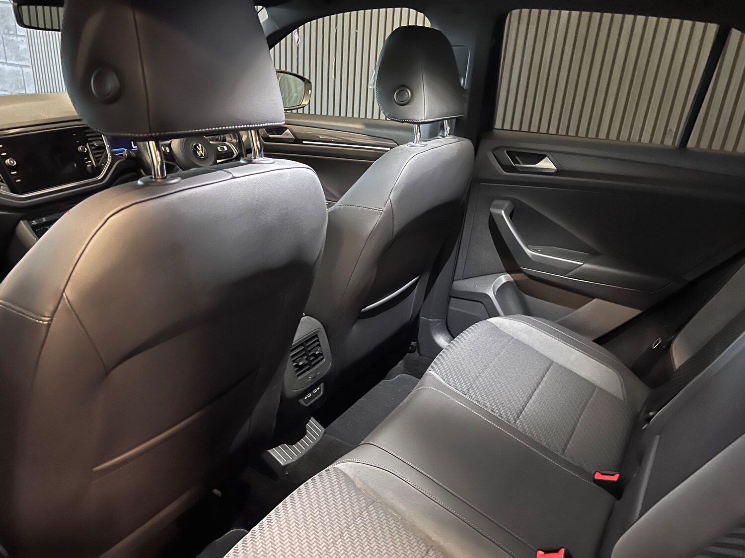 Used Volkswagen T-Roc 2021 for sale - 77805007: Photo 21