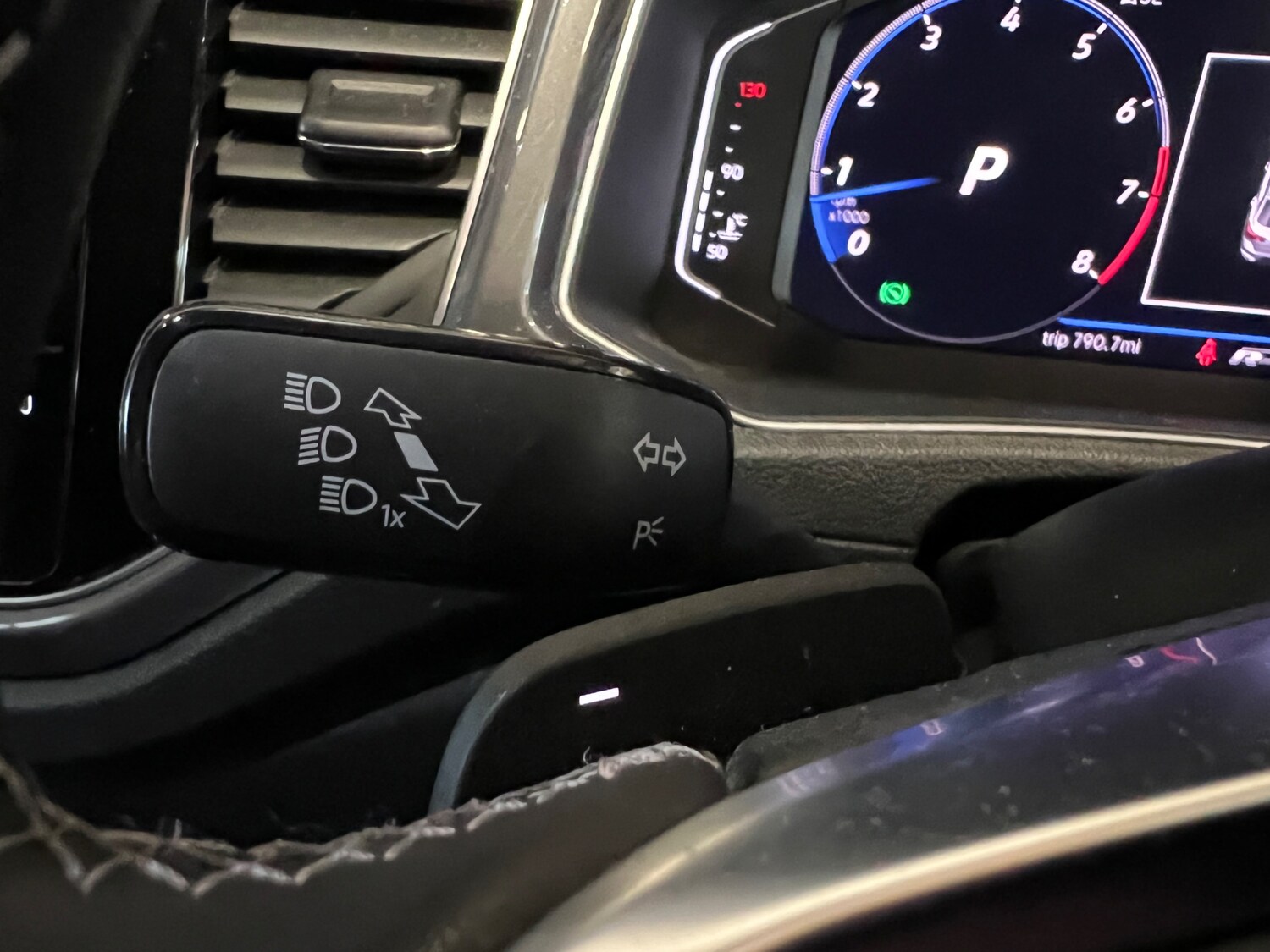 Used Volkswagen T-Roc 2021 for sale - 77805007: Photo 44