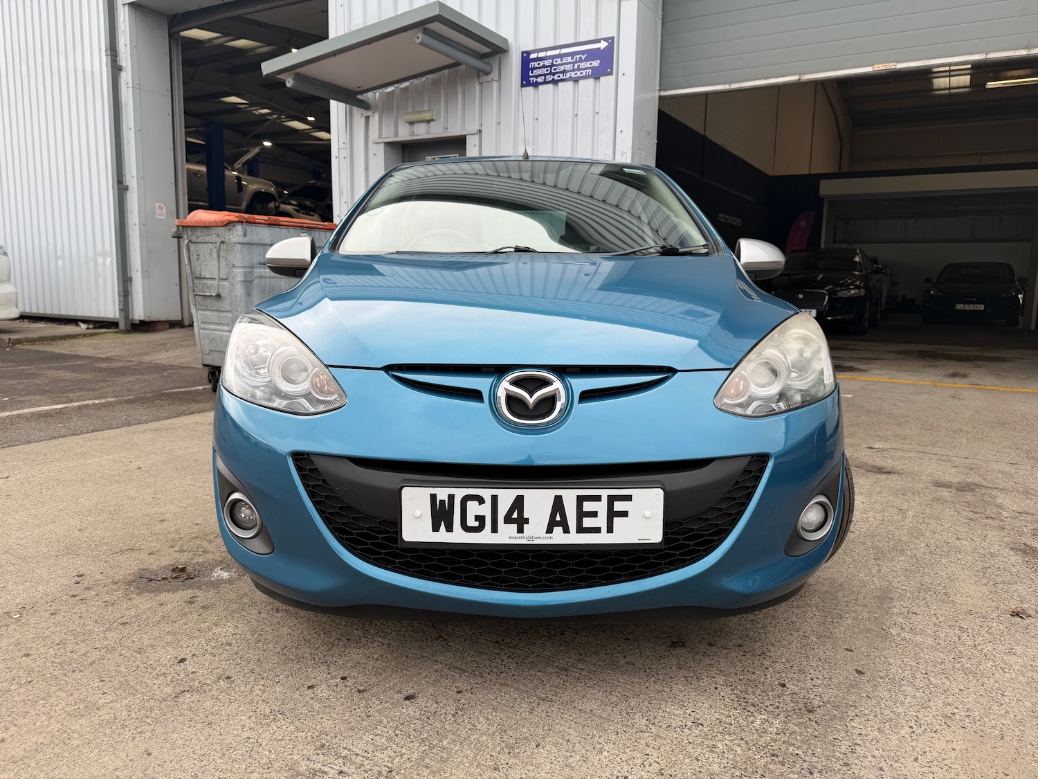 Used Mazda Mazda2 2014 for sale - 77679738: Photo 2