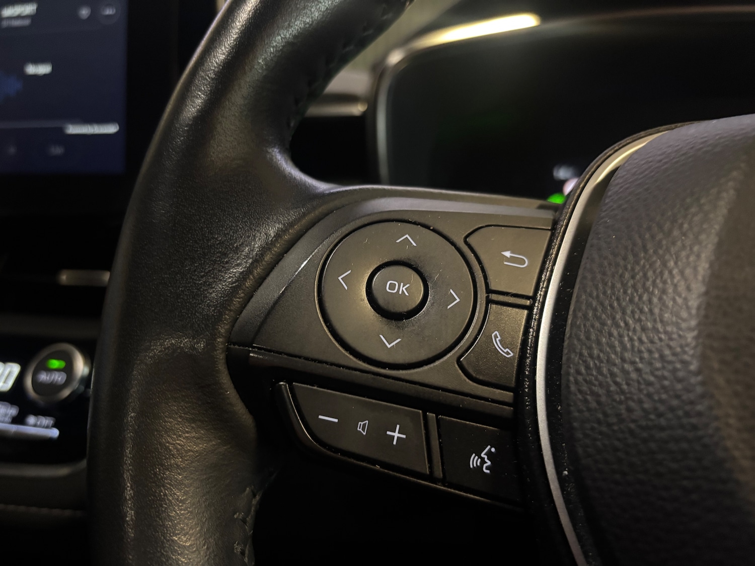 Used Suzuki Swace 2023 for sale - 76716410: Photo 40