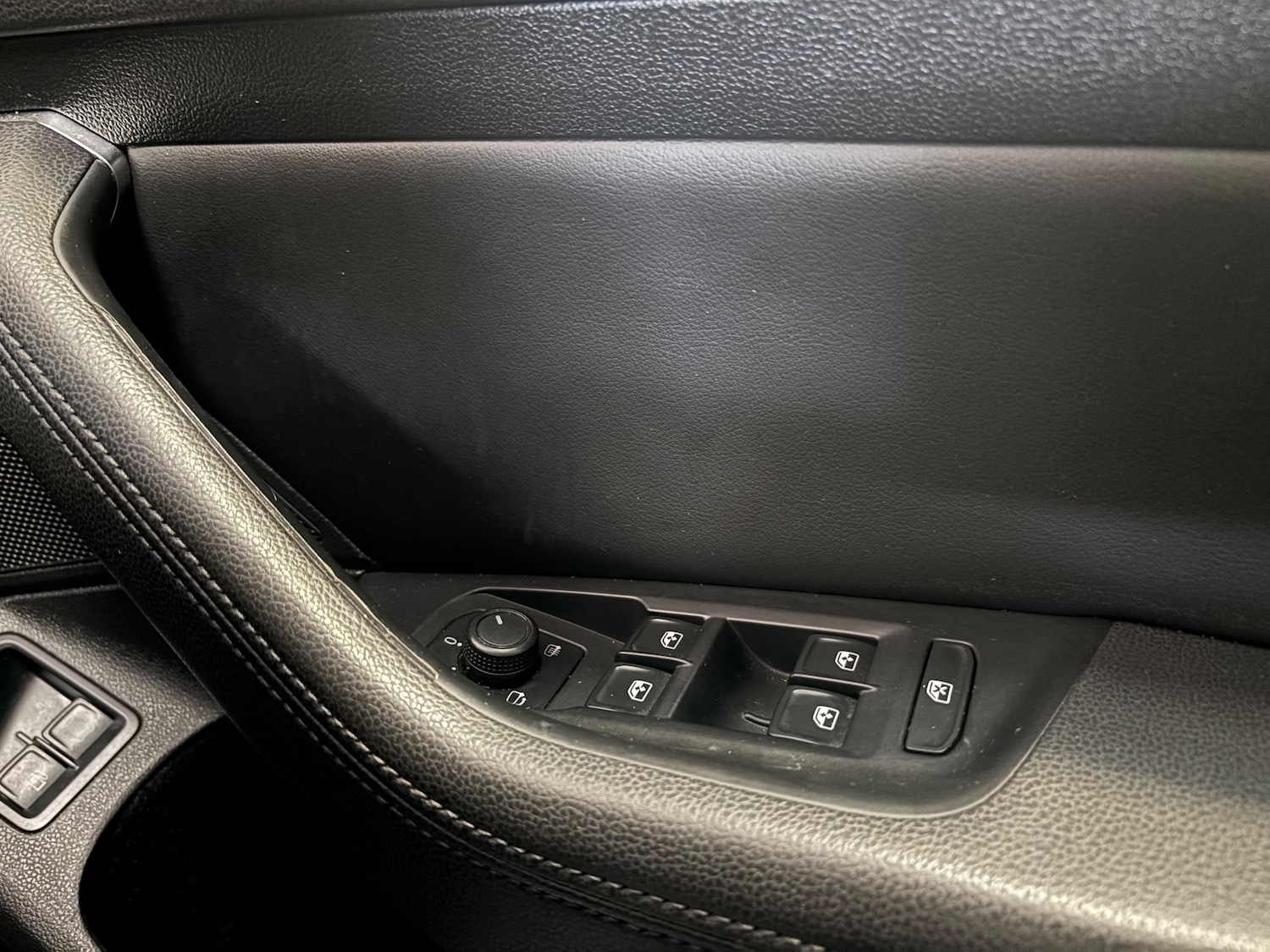 Used Volkswagen Passat 2017 for sale - 76716424: Photo 34