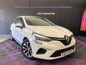 Used Renault Clio 2022 for sale - 77878634: Photo