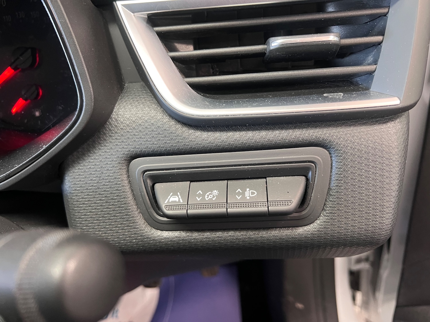 Used Renault Clio for sale - 77878634: Photo 29