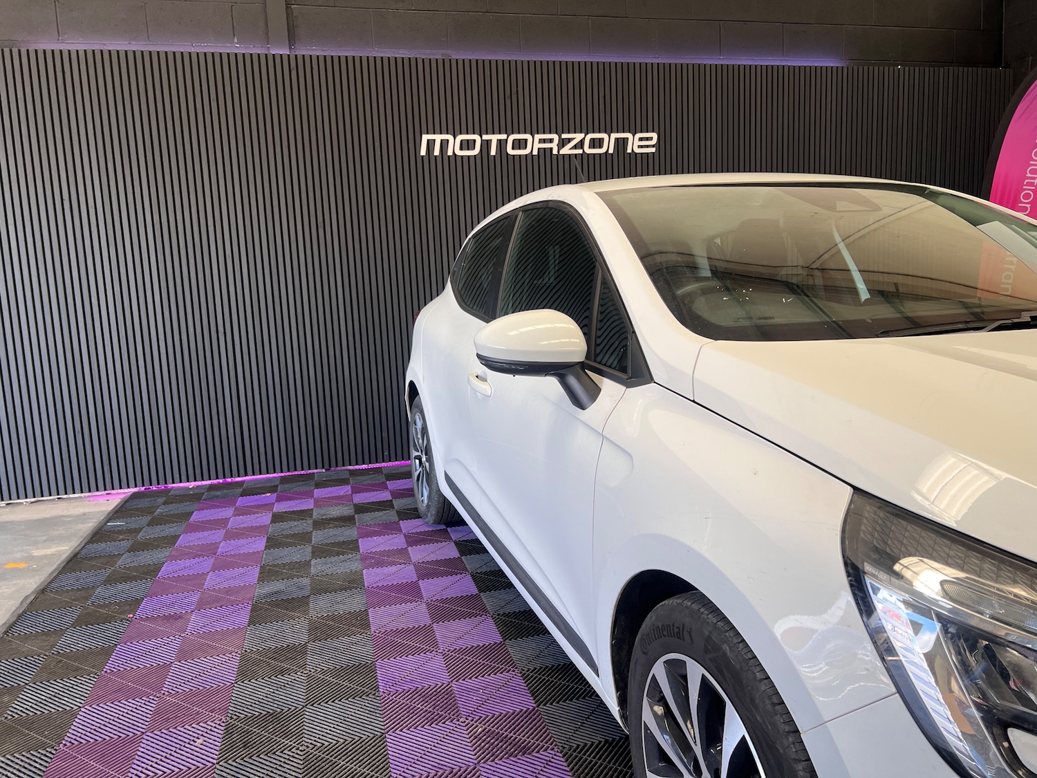 Used Renault Clio for sale - 77878634: Photo 43