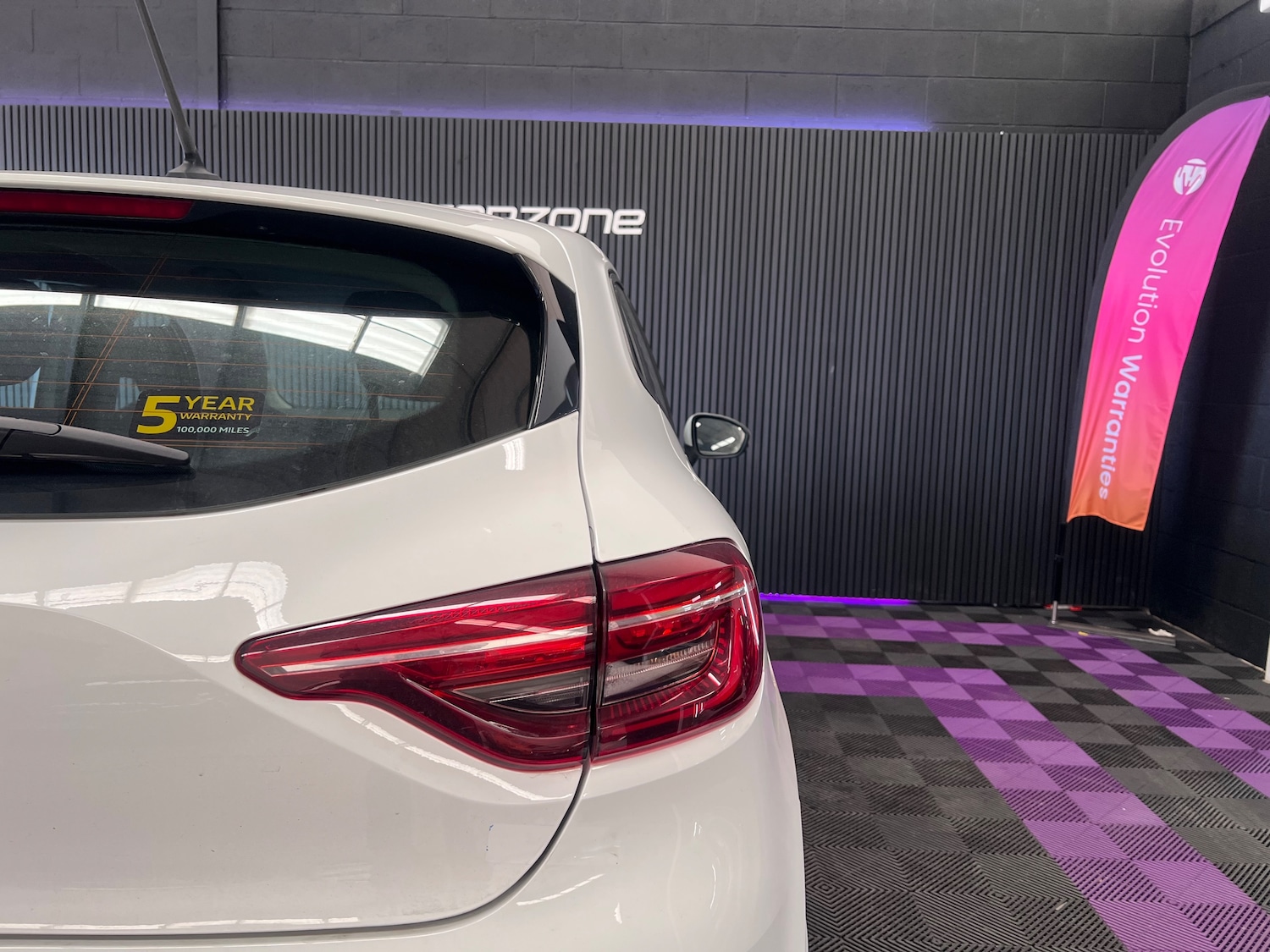 Used Renault Clio for sale - 77878634: Photo 49