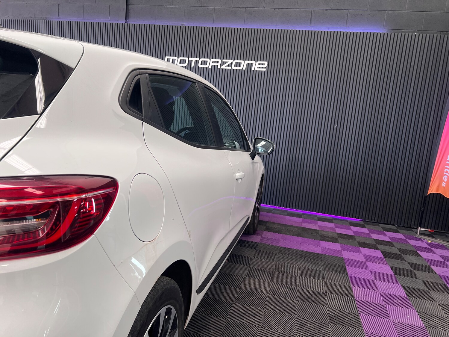 Used Renault Clio for sale - 77878634: Photo 50