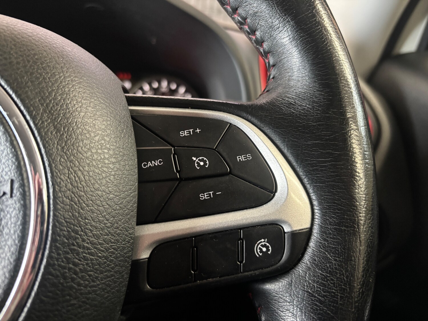 Used Jeep Renegade for sale - 77570933: Photo 37