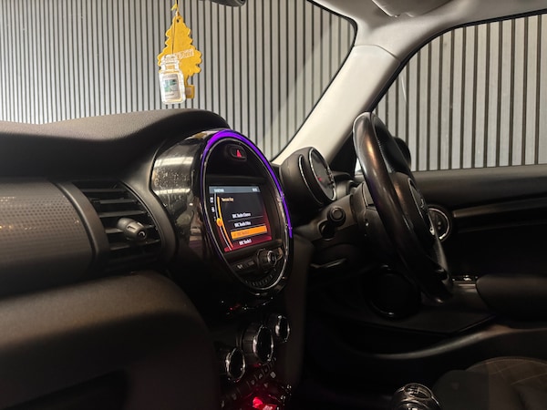 Used MINI Hatch 2018 for sale - 76198140: Photo 10