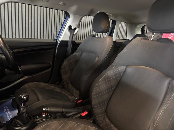 Used MINI Hatch 2018 for sale - 76198140: Photo 18