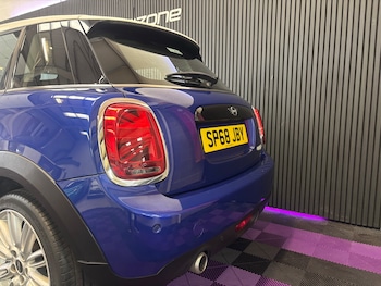 Used MINI Hatch 2018 for sale - 76198140: Photo 4
