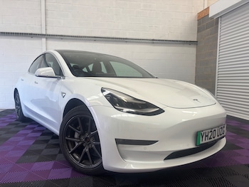 2020 (20) - LONG RANGE AWD 4-Door