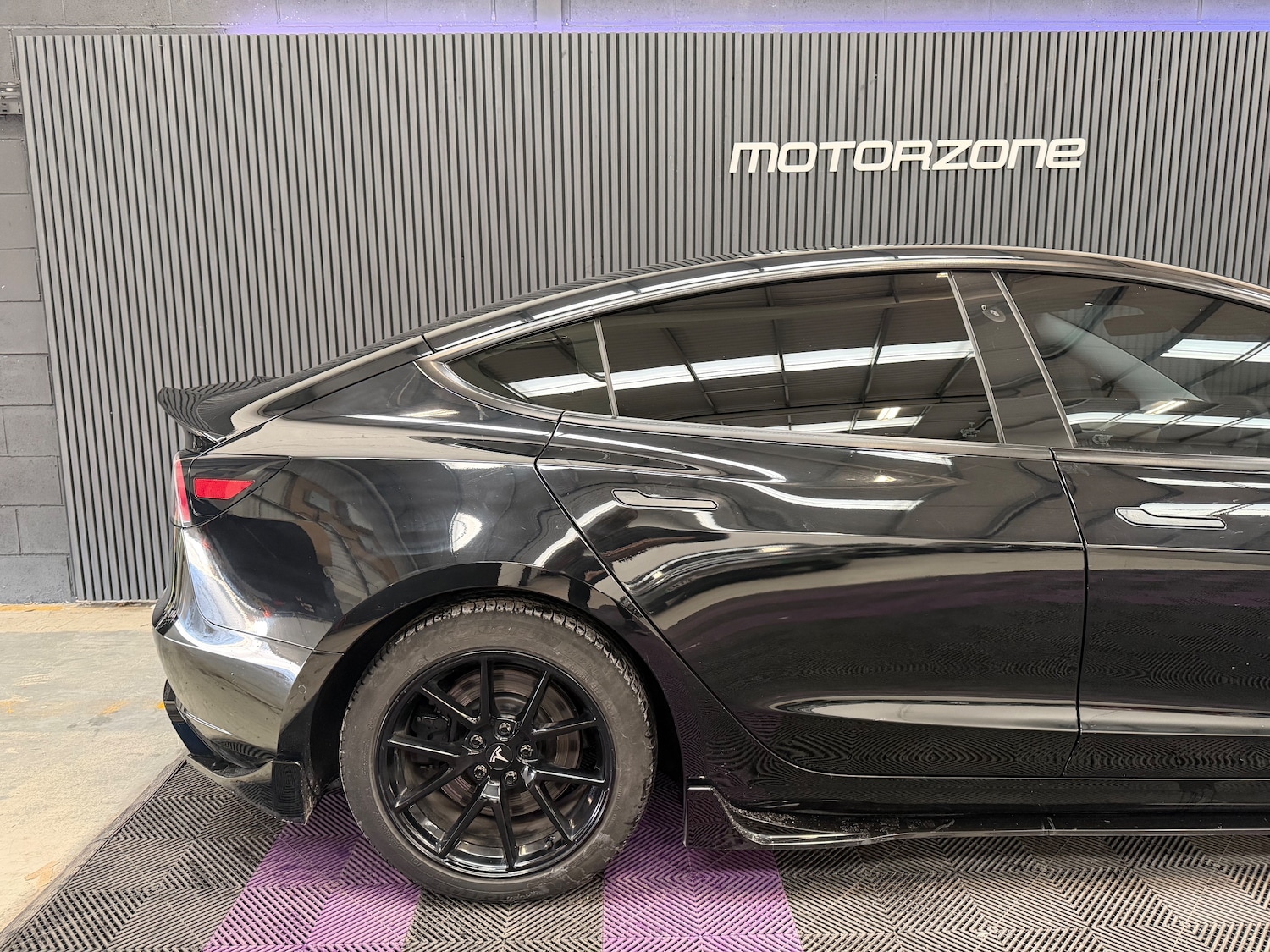 Used Tesla Model 3 2021 for sale - 77582497: Photo 6