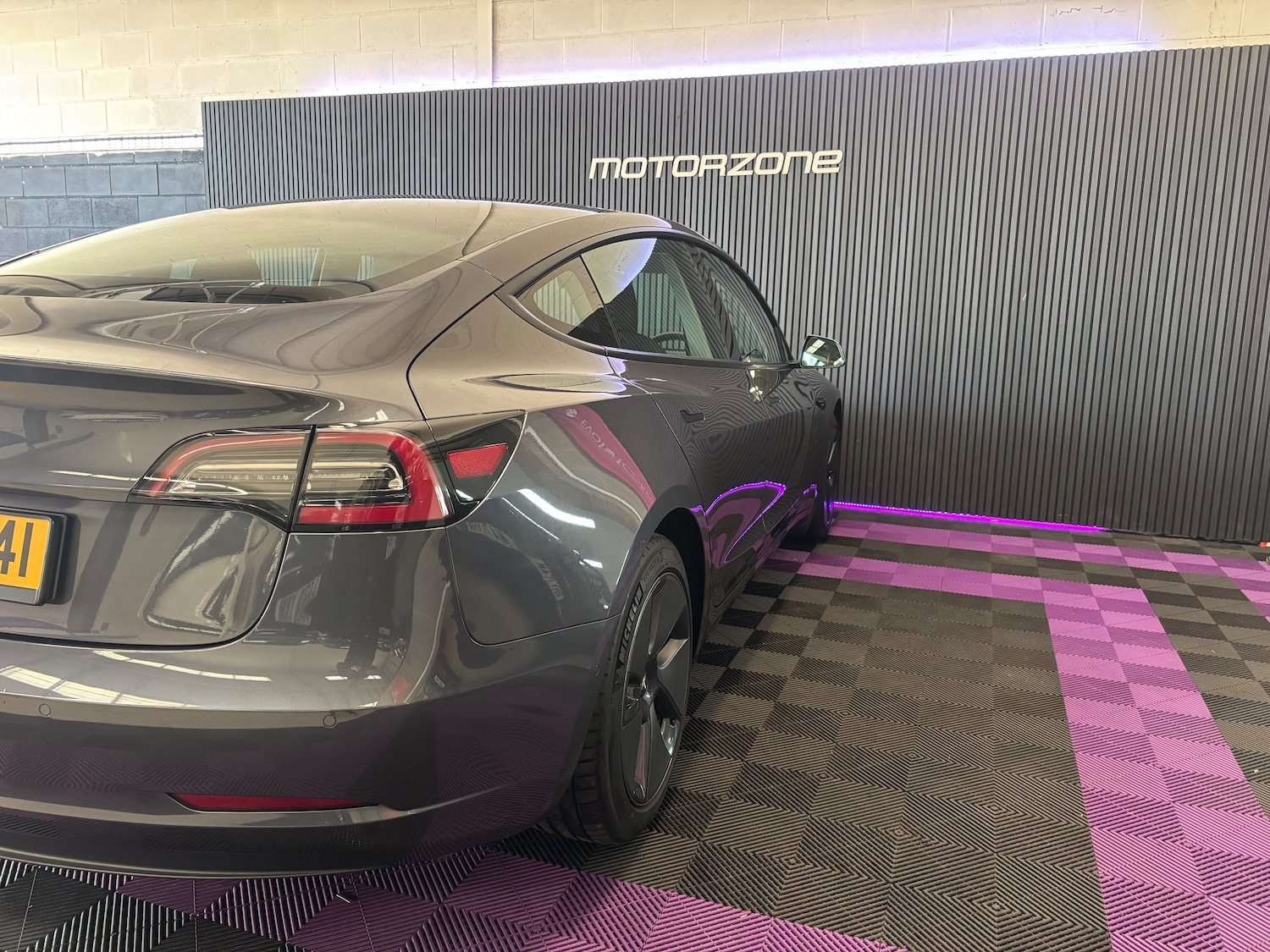 Used Tesla Model 3 2021 for sale - 76717615: Photo 17