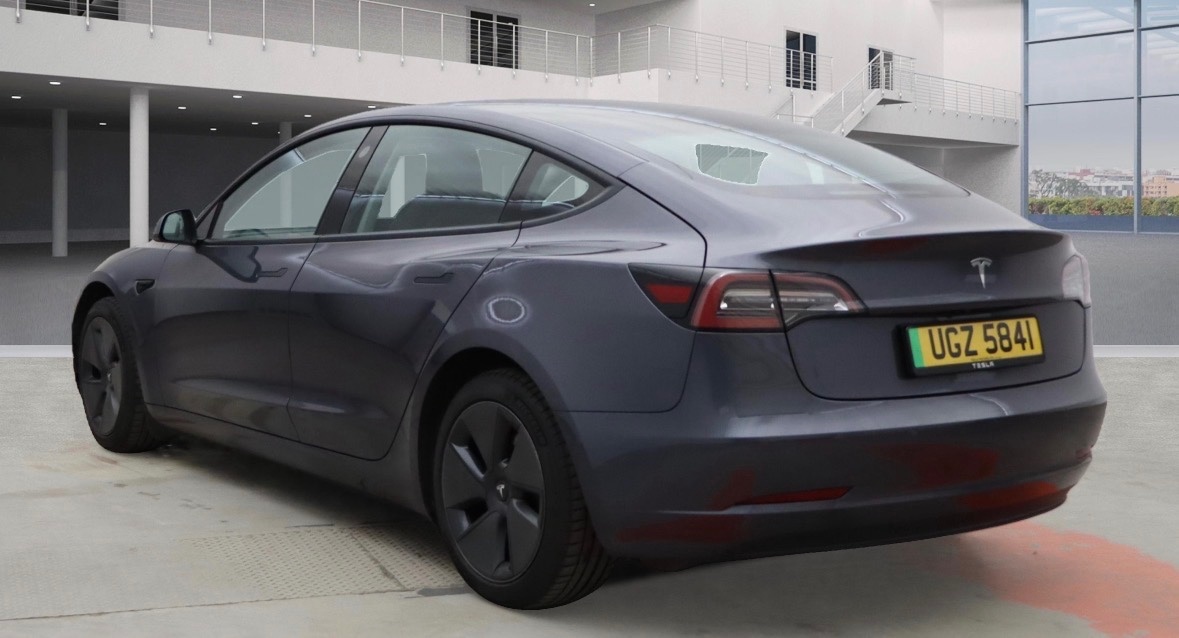 Used Tesla Model 3 2021 for sale - 76717615: Photo 3