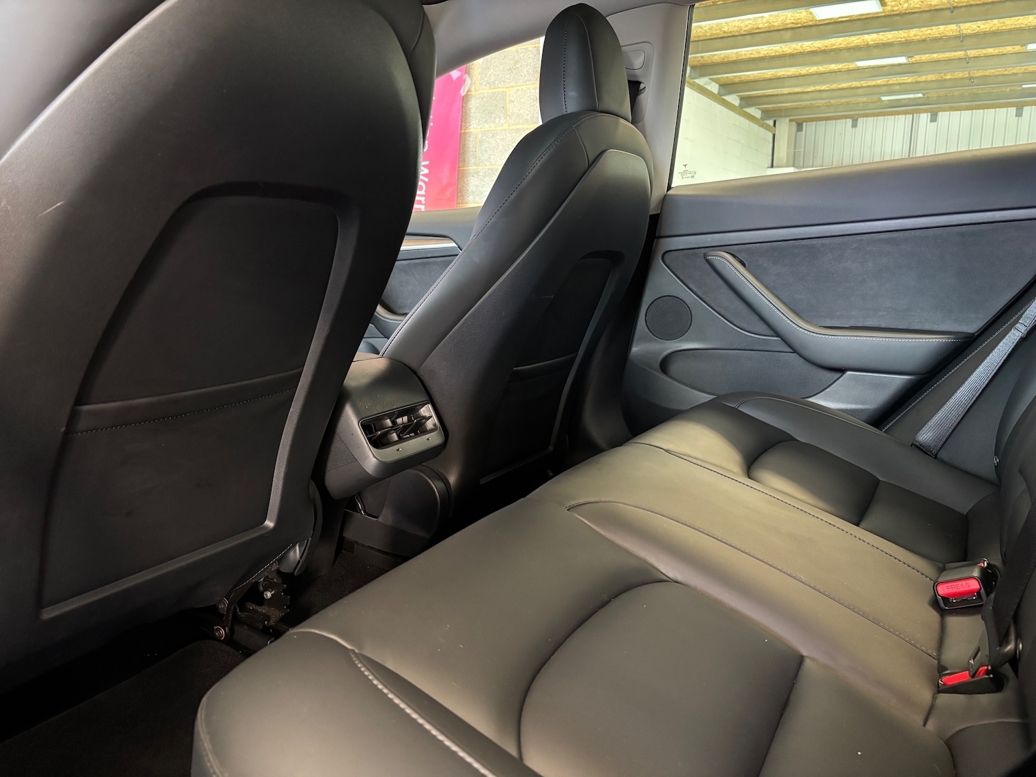 Used Tesla Model 3 2021 for sale - 76717615: Photo 39