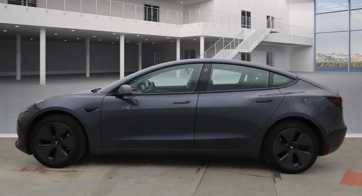 Used Tesla Model 3 2021 for sale - 76717615: Photo 6