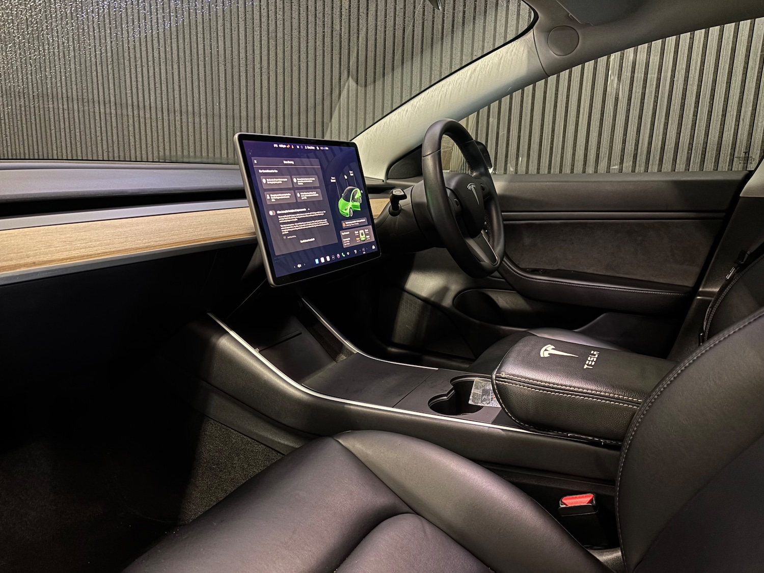 Used Tesla Model 3 2020 for sale - 76845419: Photo 10