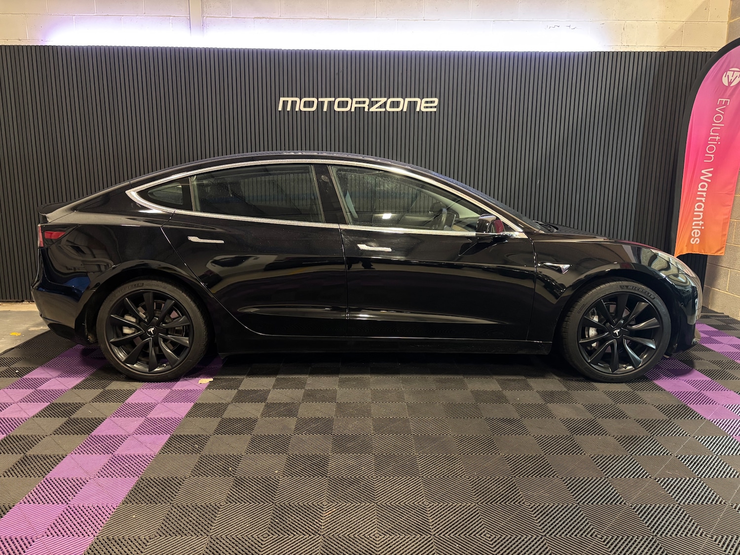 Used Tesla Model 3 2020 for sale - 76845419: Photo 20