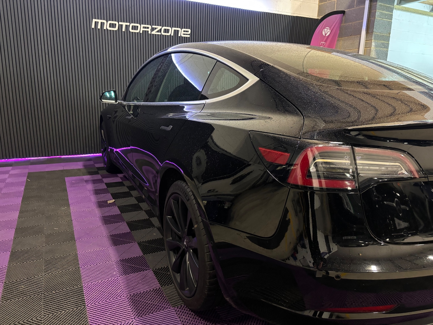 Used Tesla Model 3 2020 for sale - 76845419: Photo 25