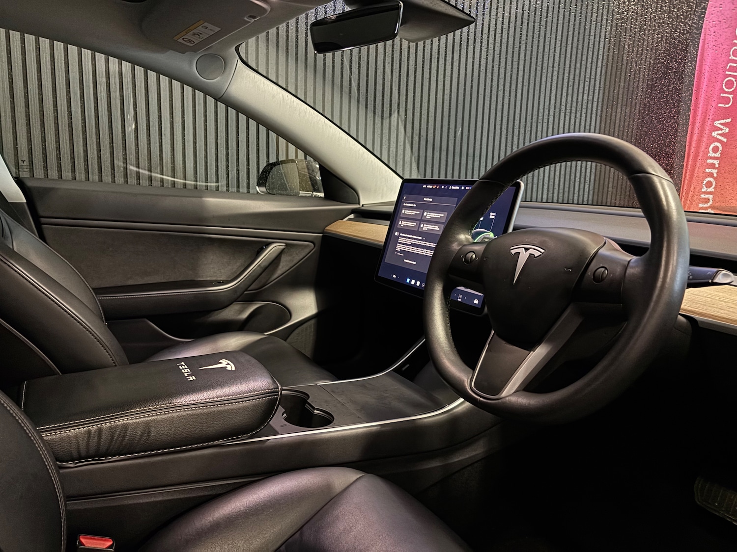 Used Tesla Model 3 2020 for sale - 76845419: Photo 3