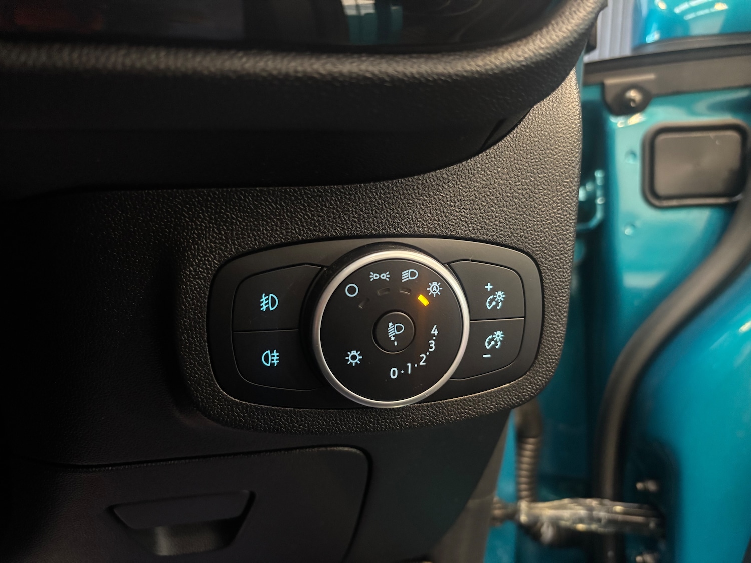 Used Ford Fiesta 2018 for sale - 76273781: Photo 44