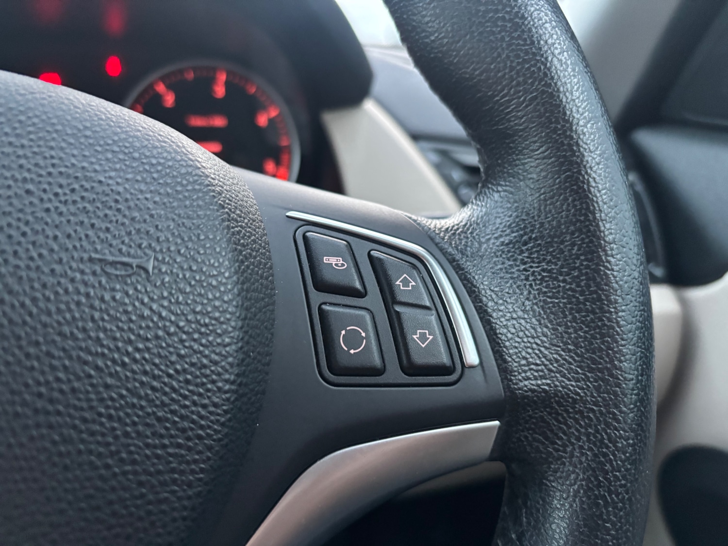 Used BMW X1 2013 for sale - 76716420: Photo 24