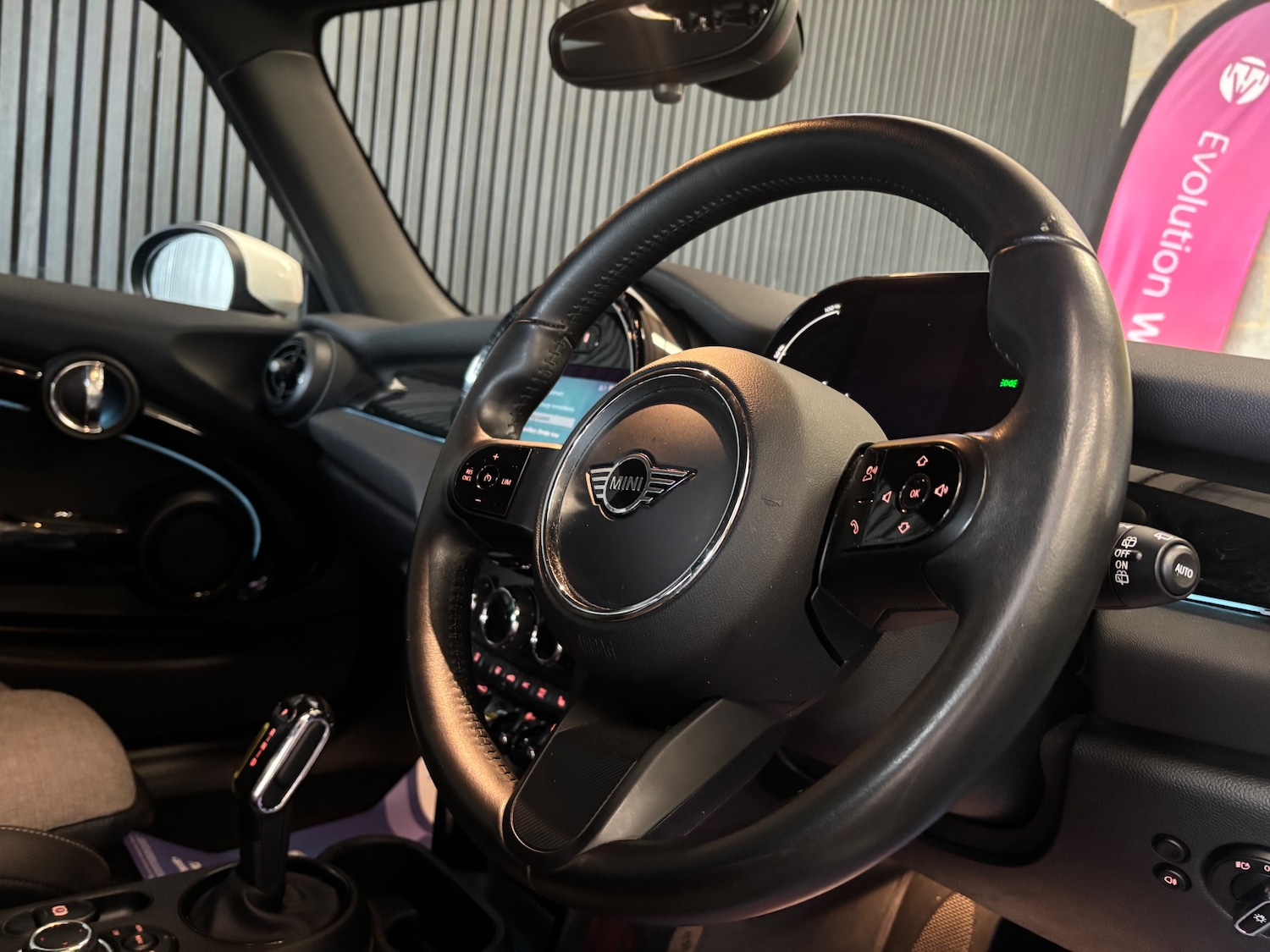 Used MINI Hatch 2022 for sale - 76716425: Photo 5