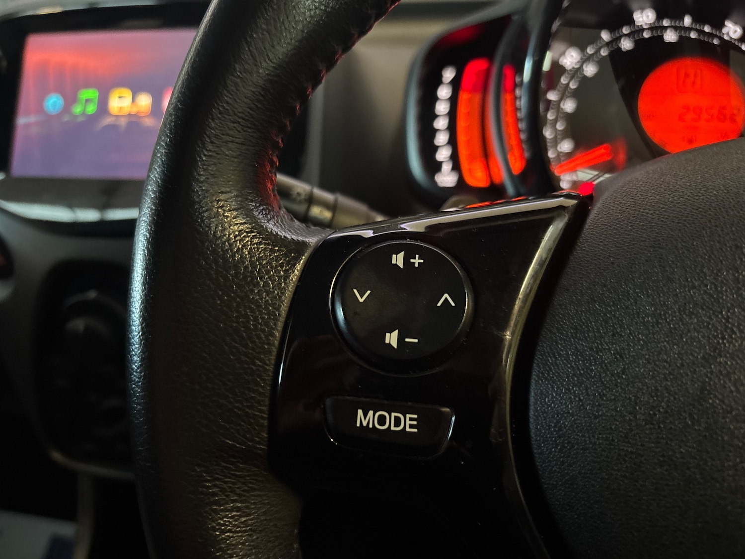 Used Toyota AYGO 2022 for sale - 76896418: Photo 34