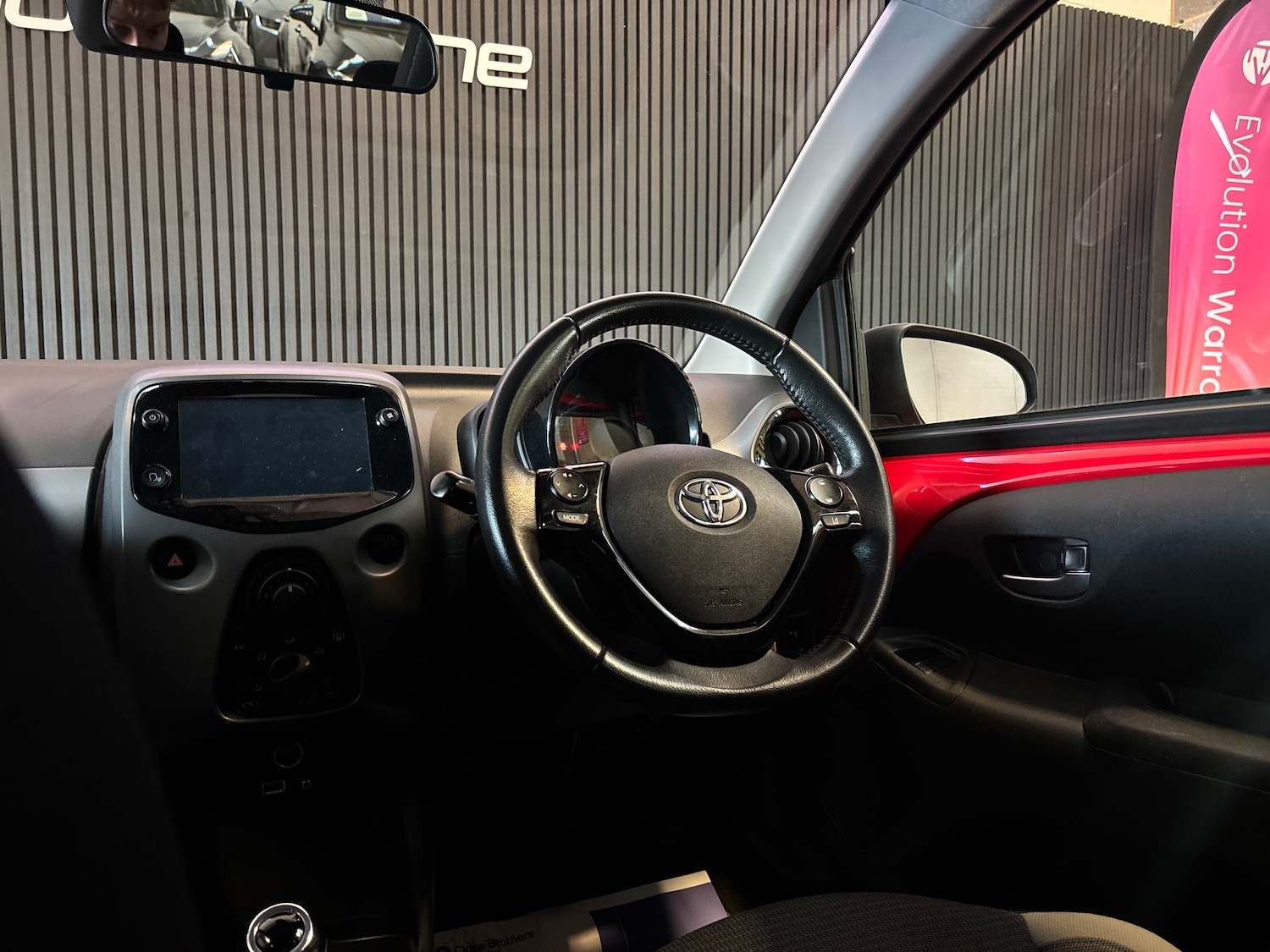 Used Toyota AYGO 2022 for sale - 76896418: Photo 9