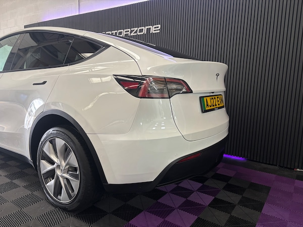 Used Tesla Model Y 2022 for sale - 76134018: Photo 2