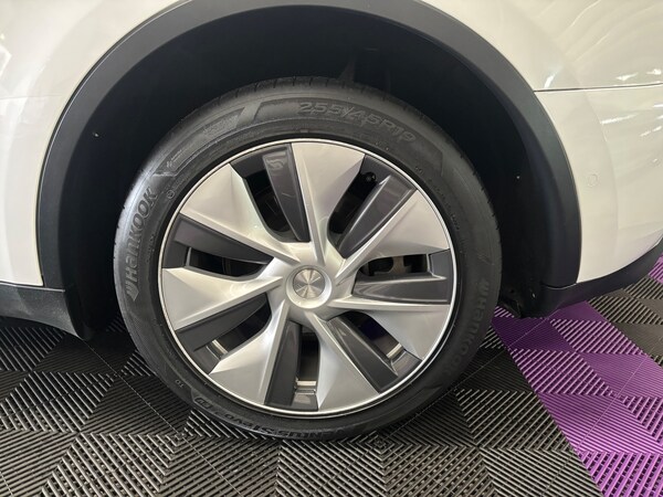 Used Tesla Model Y 2022 for sale - 76134018: Photo 55